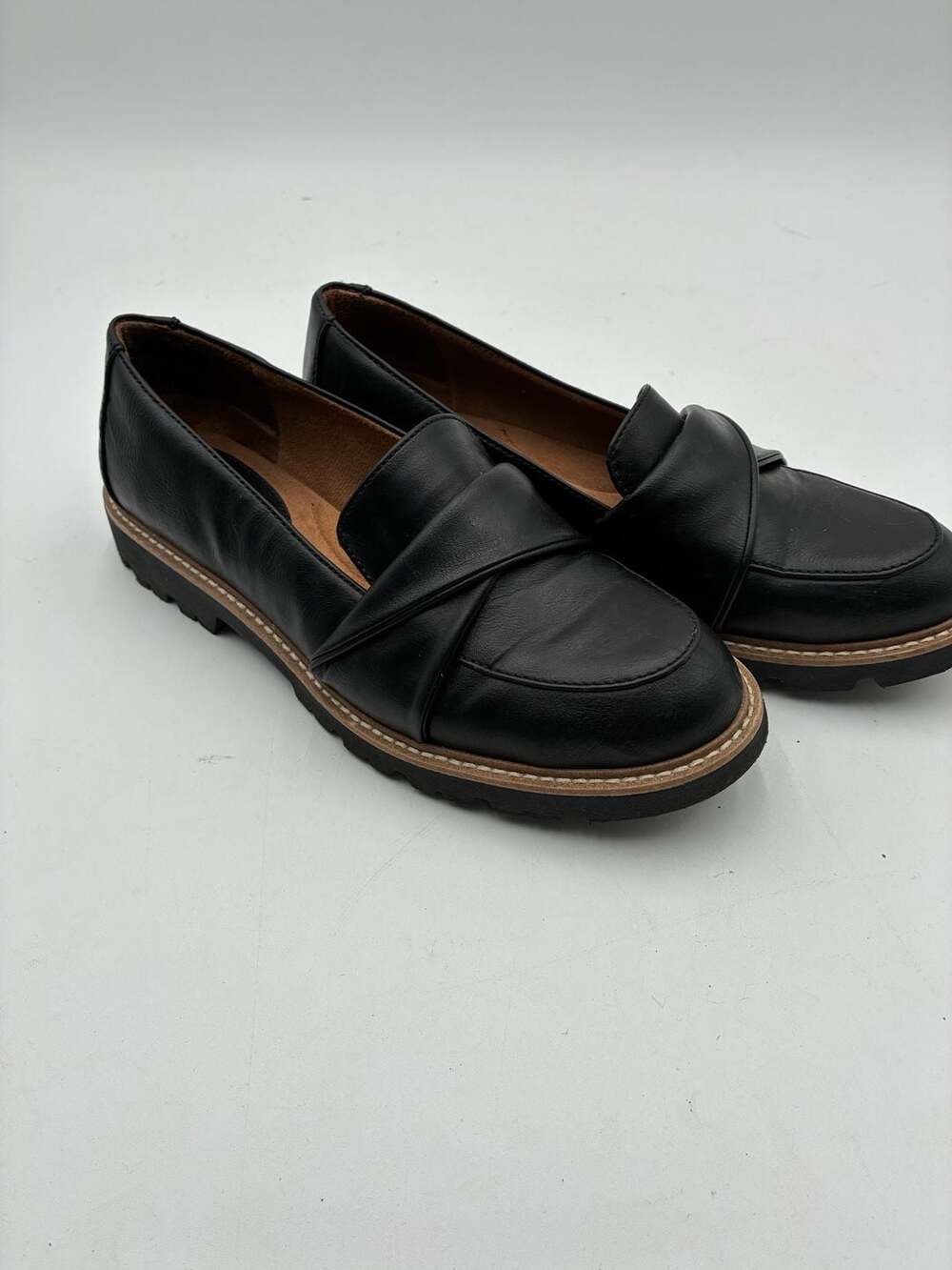 Eurosoft by Sofft Leia Black Faux Leather Loafers
